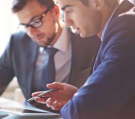 Chiffre et Synthèse vous accompagne dans votre projet de reprise ou de cession d'entreprise
